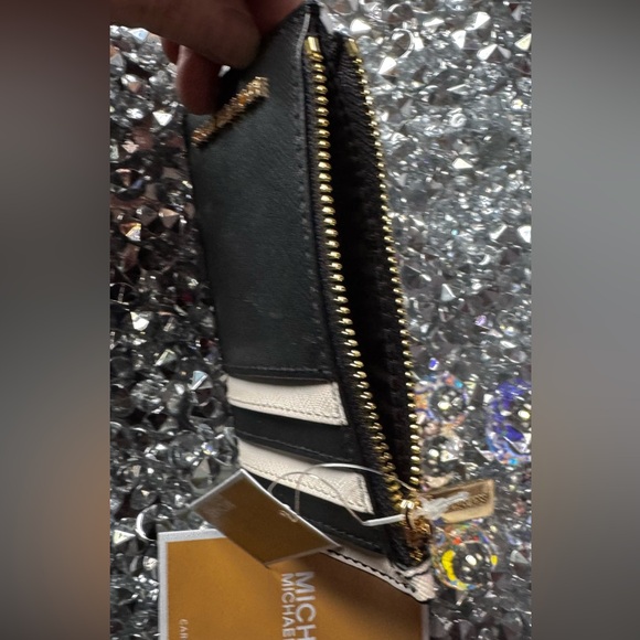 Michael Kors Black and Cream Card Holder - Picture 10 of 11